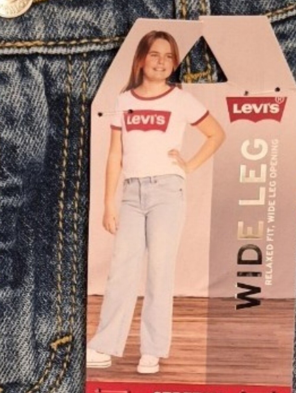 NWT Girls-Red Tag Levi's Size 12, Wide Leg Jeans in Medium Blue Denim